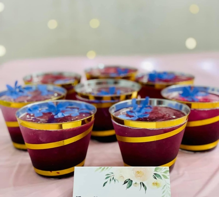 Add Some Glamour To Your Gatherings With Perfect Settings Gold Swirl Cups 