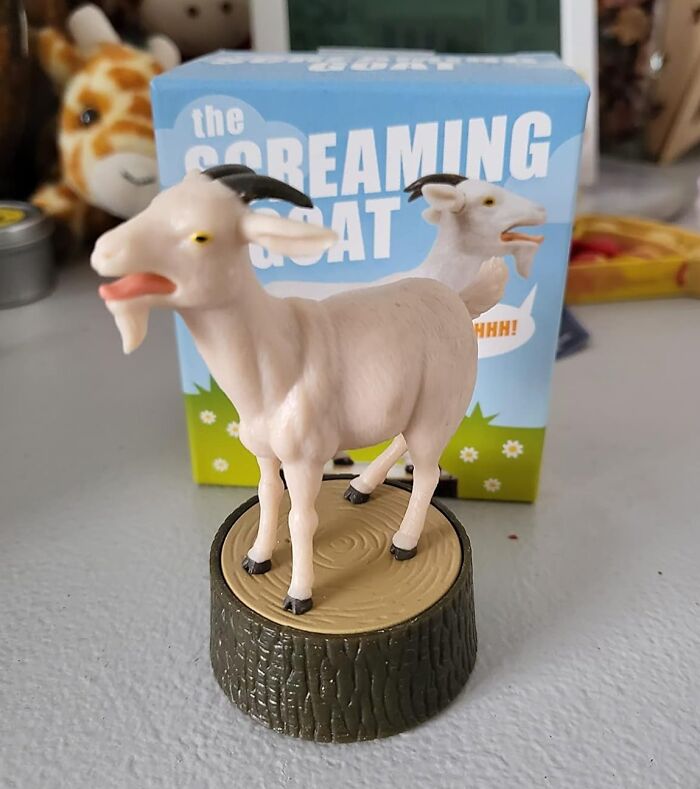 Discover The Hilarious Charm Of The Screaming Goat (Book & Figure) - A Whimsical Addition To Your Collection!
