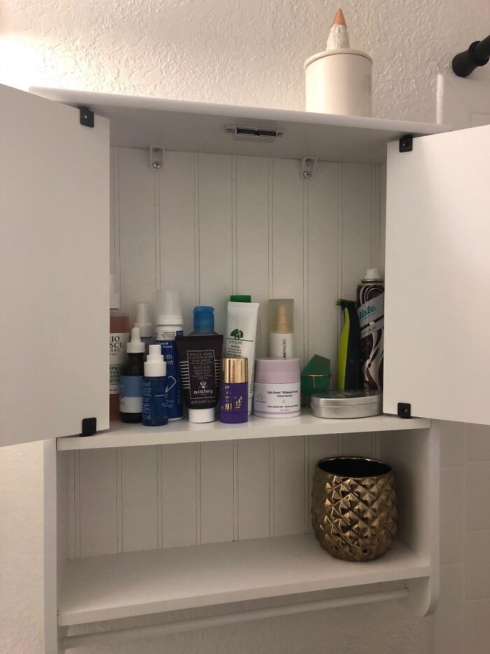 Wallflower No More: Bathroom Cabinet That Transforms Clutter To Chic