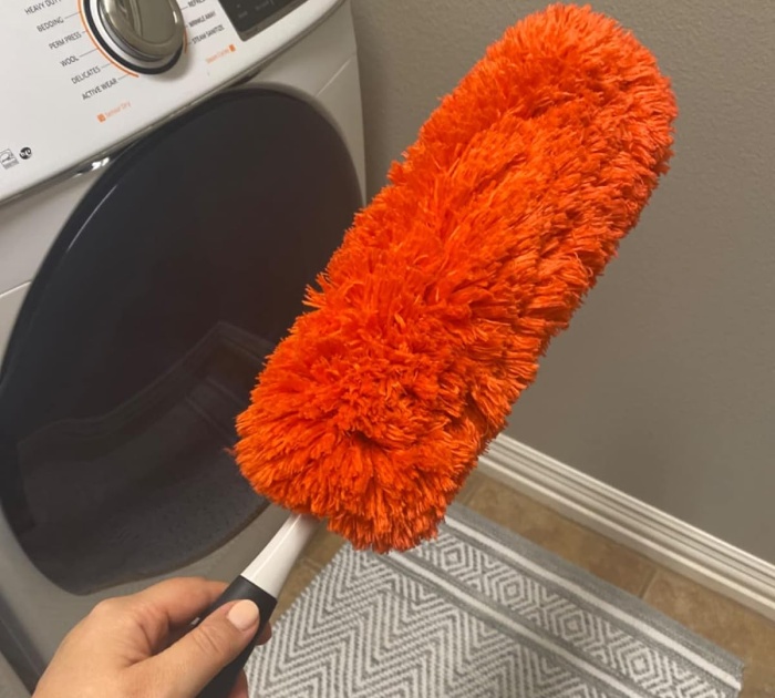 No Dust, No Fuss With The Oxo Good Grips Microfiber Hand Duster