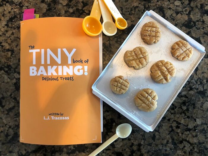 Get Creative With SmartLab Toys Tiny Baking - 20 Delicious Tiny Recipes For Culinary Fun!