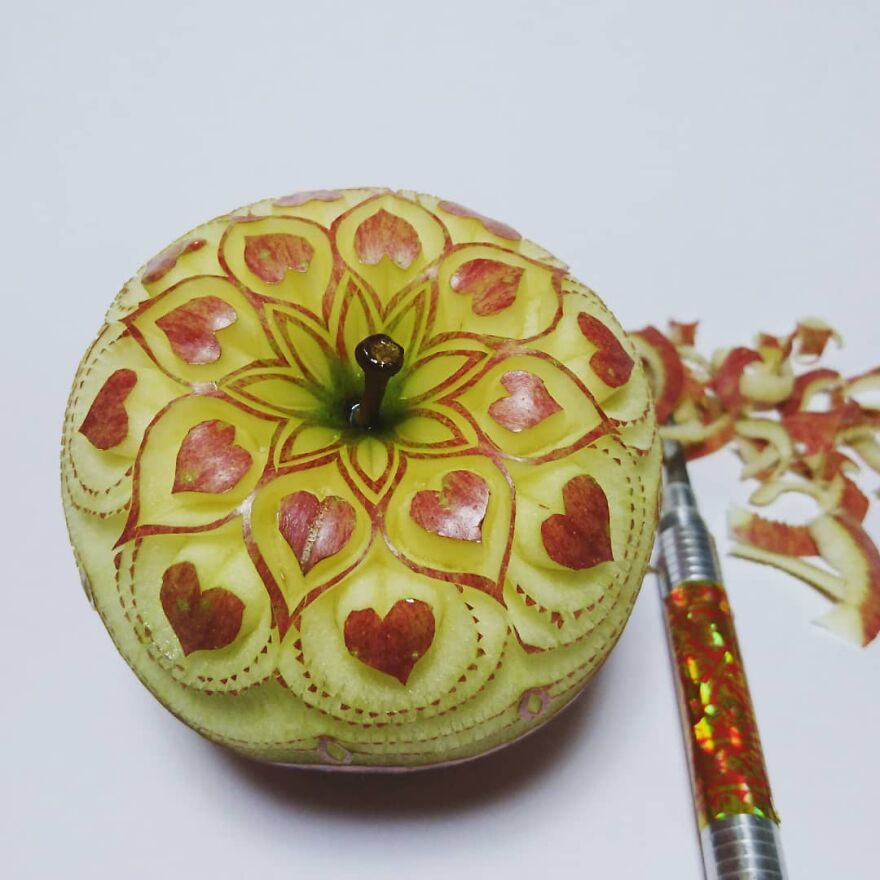 Gaku Carving, A Food Carving Artist, Changes Vegetables And Fruits Into Surprising Artworks (New Pics)