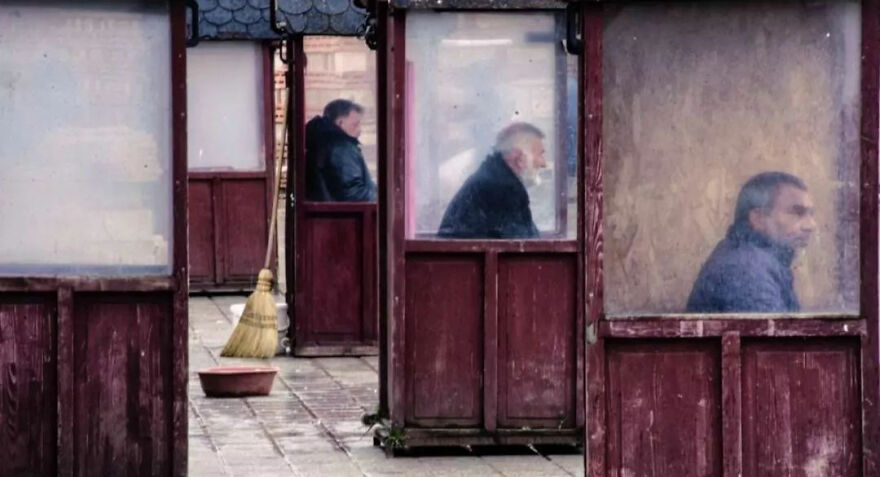 Photographer Serkan Tekin Captures Incredible Coincidences Of Everyday Life On The Streets