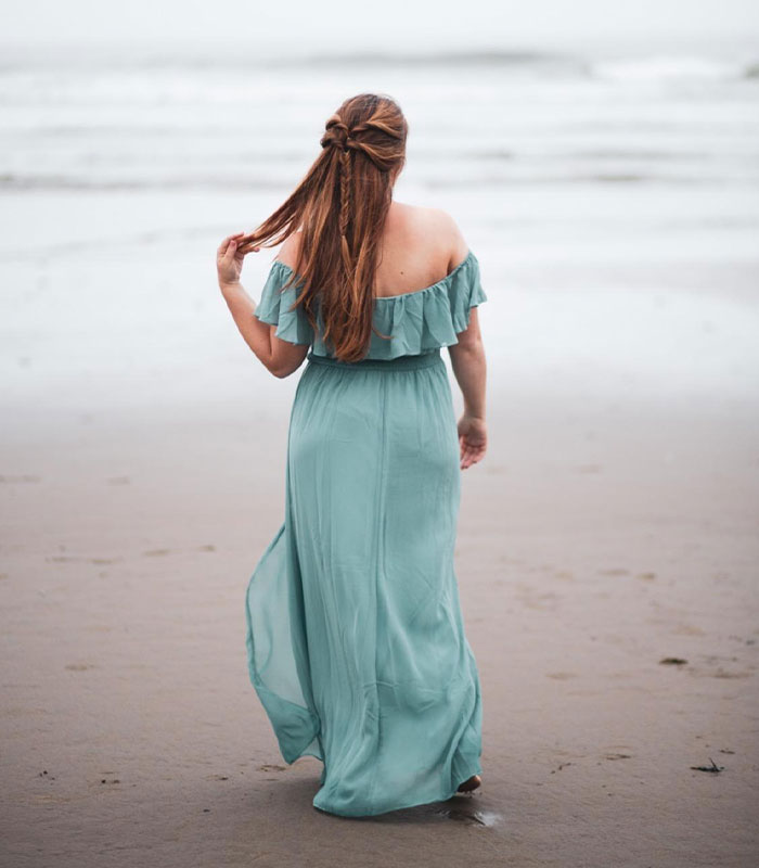 Ruffle Your Way To Glam: Side Split Maxi for Ultimate Beach Party Vibes!