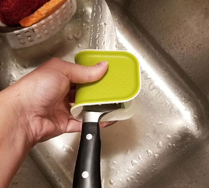 Sparkle And Slice: Bladebrush Knife Cleaner - The Cutlery Glow-Up Essential!