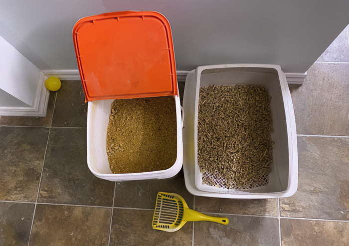 Image of cat litter boxes.