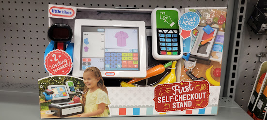 self-checkout-toy-65d64e5d4bf2f.jpg