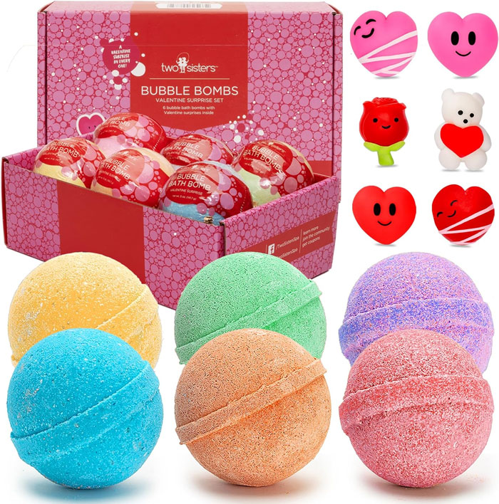 Unwrap A Fizzy Surprise With Valentine's Bath Bombs, Filled With Squishy Toys And Fruity Scents - A Bountiful Bathtub Adventure In Every Pack!