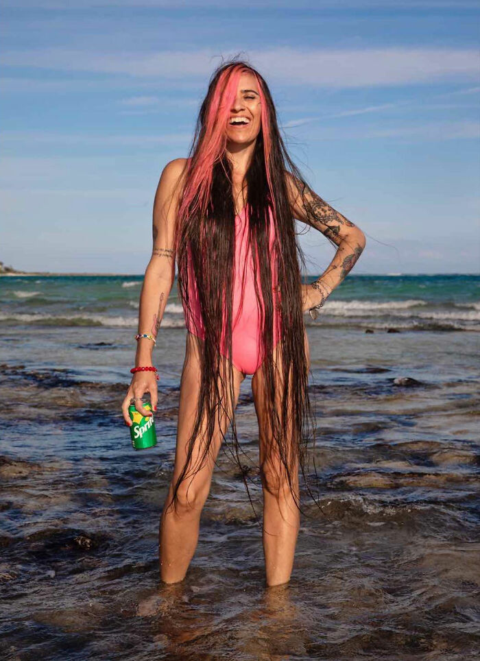 Argentine Photographer Has Been Photographing Women With Long Hair In Latin America For 17 Years