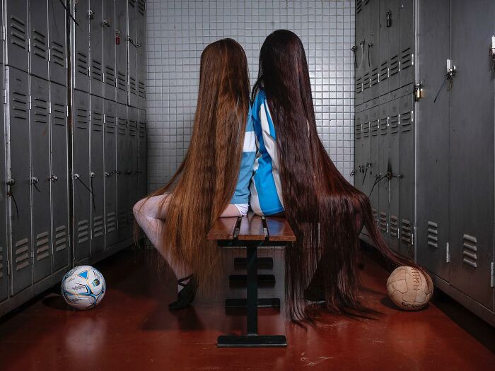 Argentine Photographer Has Been Photographing Women With Long Hair In Latin America For 17 Years