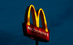 Guy Enjoys $1.50 McDonald’s Breakfast Sandwiches For Months, Comes To Find He’s Been Banned