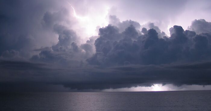 80% Of Lightning Occurs Over The Land, But The Most Extreme Lightning Happens Over The Ocean