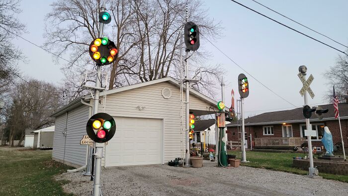 A Person In My Town Has A Lot Of Railroad Lights, And Yes One Of Them Works When You Walk In Front Of It