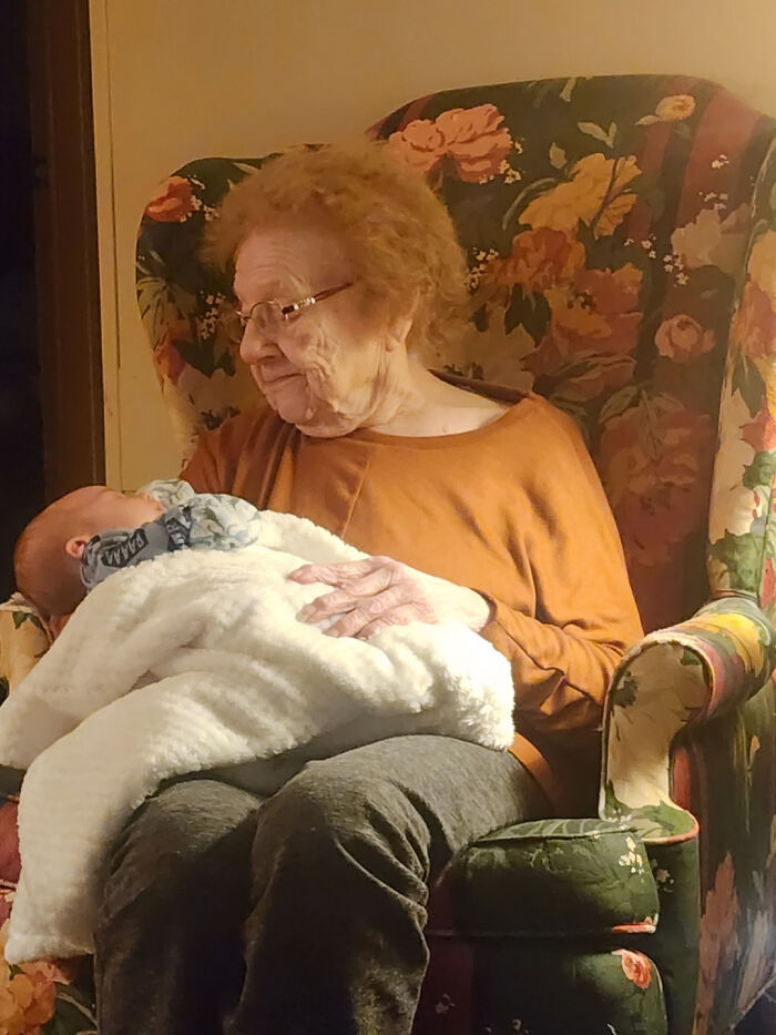 My Grandma (103) Meets Her Great Great Great Grandson For The First Time