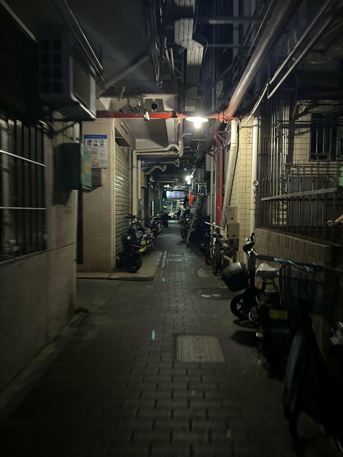 Alleys Of Shenzhen