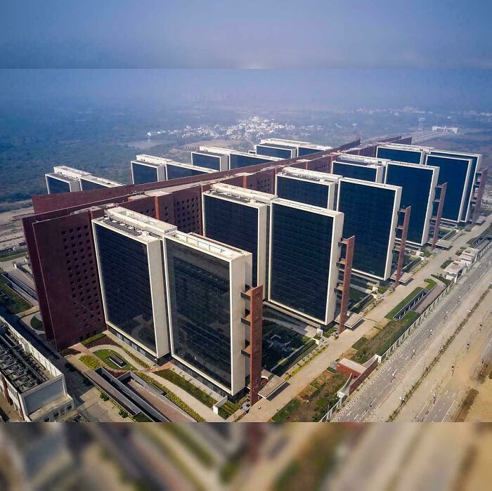 Largest Office Building In The World In Surat