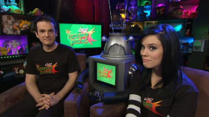 Anyone Remember Good Game Spawn Point Hosts, Bajo & Hex? Early 2010s Australia Media On Abc3 Is Pretty Surreal