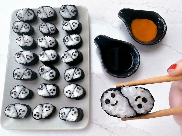 Spooky Vegan Halloween Ghosts Sushi Rolls