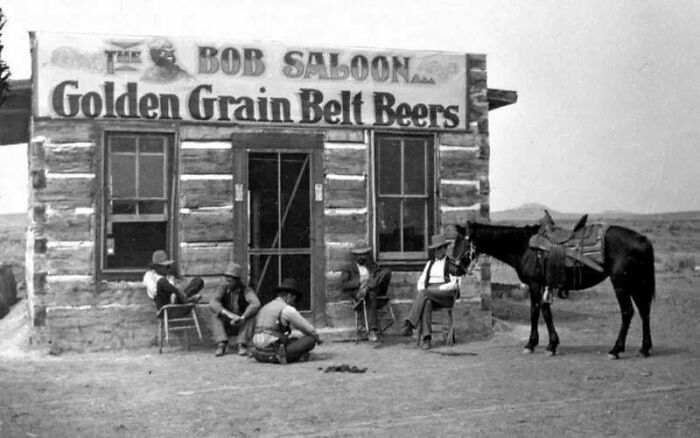 Western Saloon