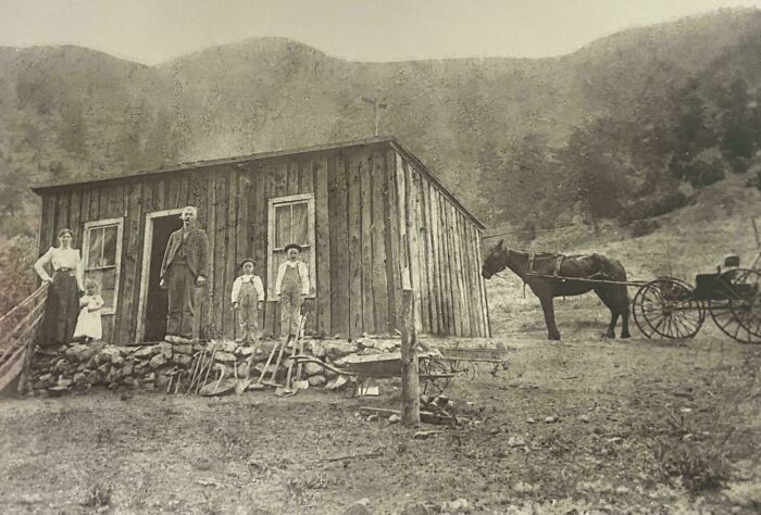 Great-Grandparent’s Home Around The Late 1800s/Early 1900s. Eventually 7 Kids All Lived Here With Them