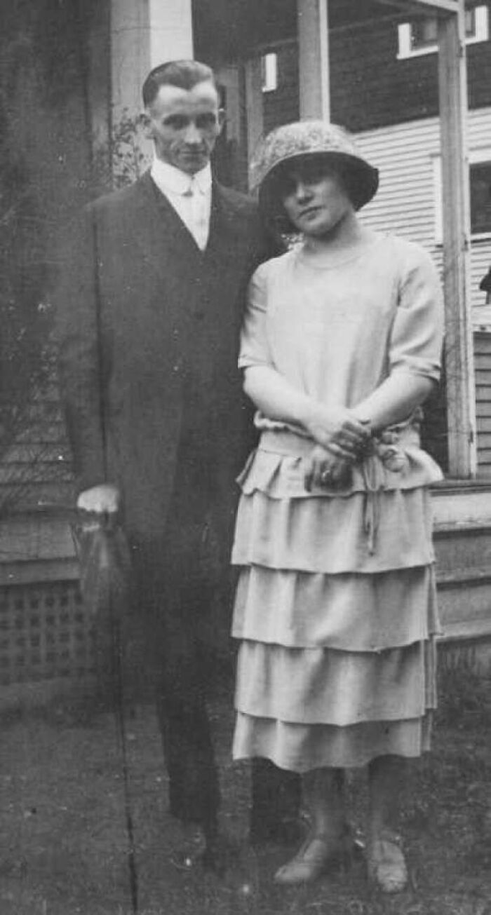 The Woman In These Photos Was A Swedish Immigrant To The Us, And Was Sixteen And Pregnant When She Married In 1924. She Died In 1925 At Age Eighteen