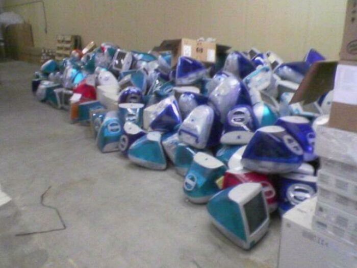 Celebrate 25 Years With An Imac Graveyard