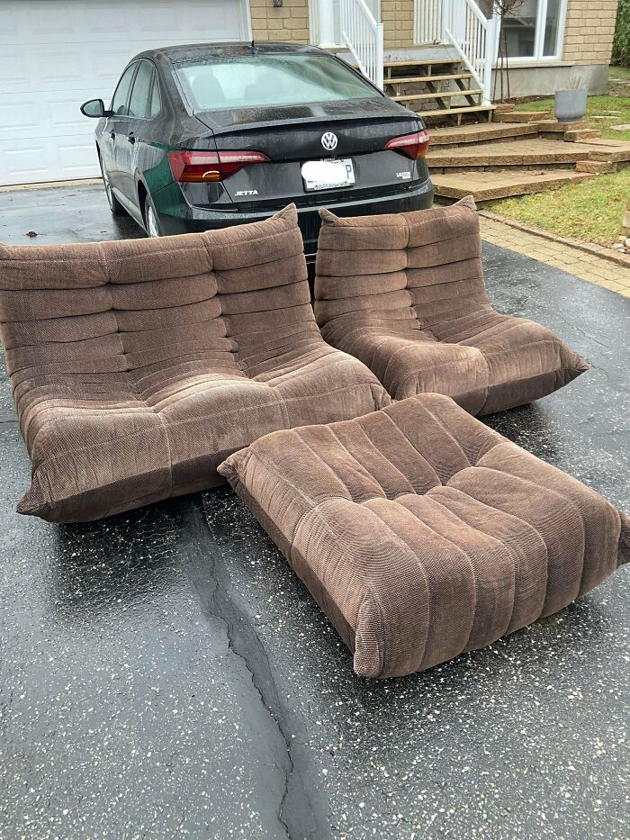 1970s Togo Sofa Set Found On "Large Items" Garbage Pick Up Day