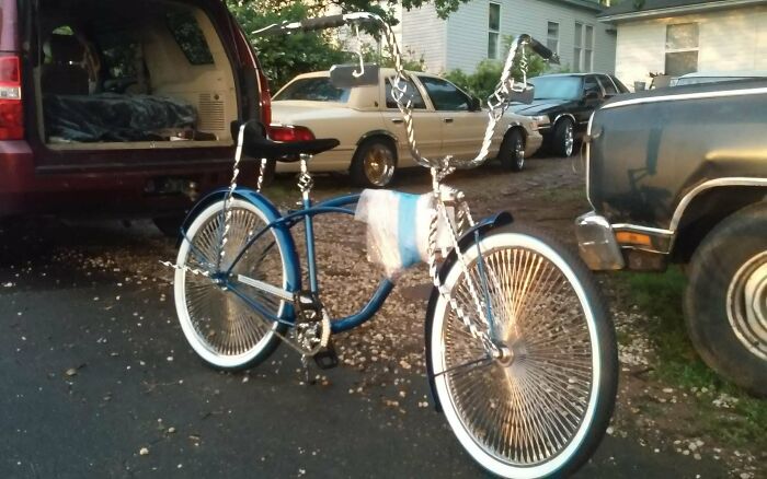 10 Days Ago, I Found A Schwinn Delmar Frame In A Dumpster, And Gave It To My Neighbor. Yesterday, He Showed Me His Little 'Fix Up'