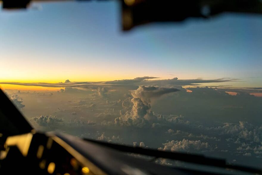 Flying High: Santiago Borja's Captivating Aerial Photography Above The Clouds (New Pics)