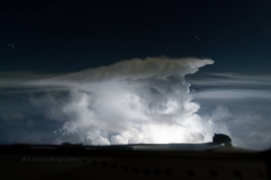 Flying High: Santiago Borja's Captivating Aerial Photography Above The Clouds (New Pics)