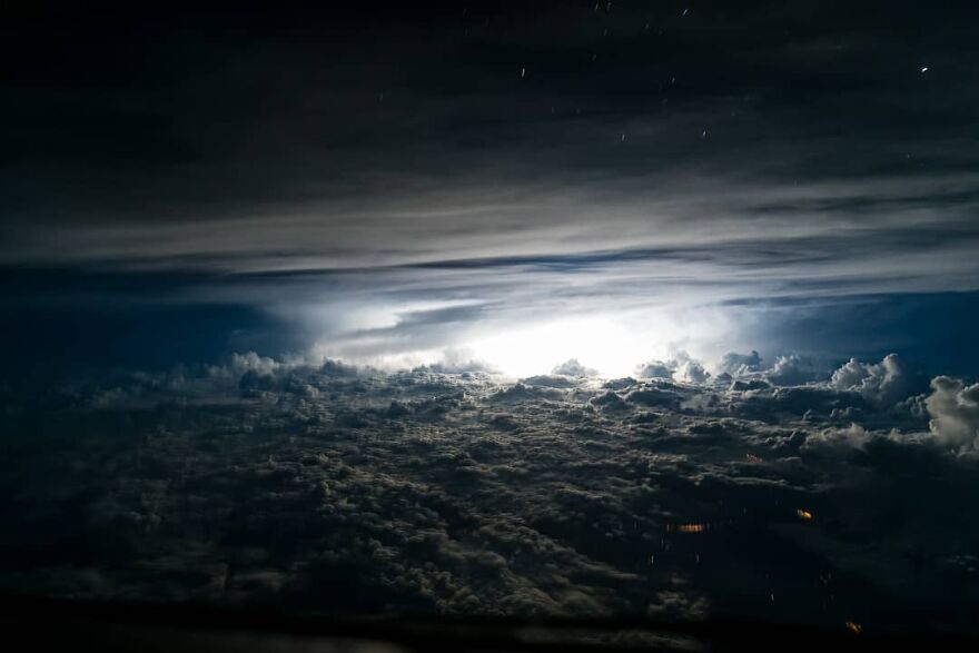 Flying High: Santiago Borja's Captivating Aerial Photography Above The Clouds (New Pics)