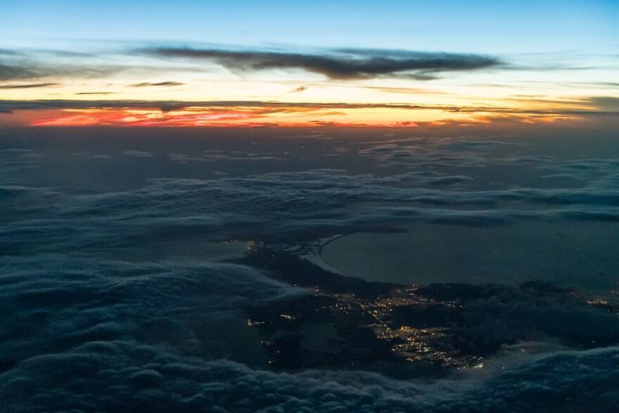 Flying High: Santiago Borja's Captivating Aerial Photography Above The Clouds (New Pics)