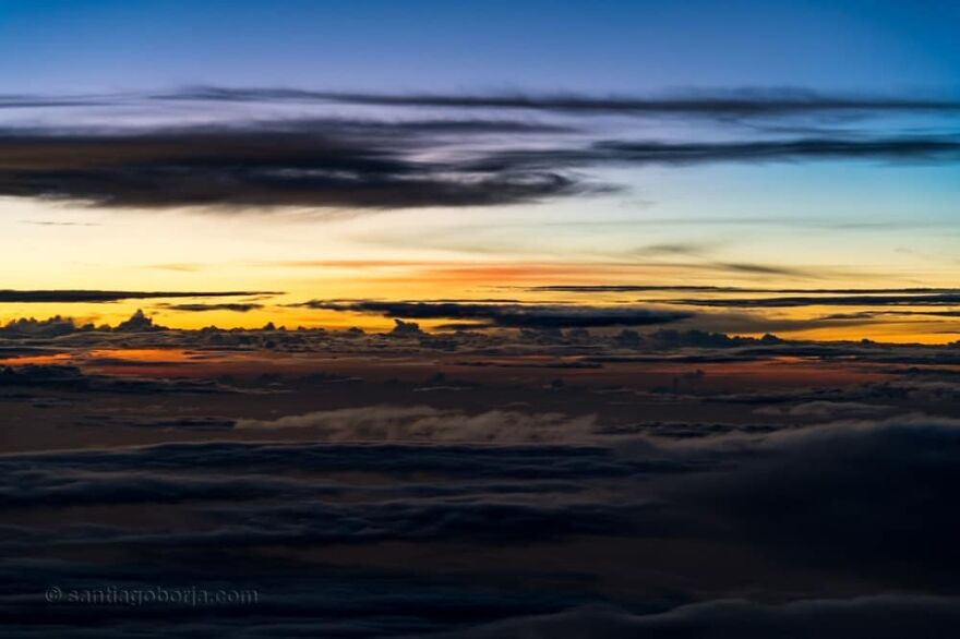 Flying High: Santiago Borja's Captivating Aerial Photography Above The Clouds (New Pics)