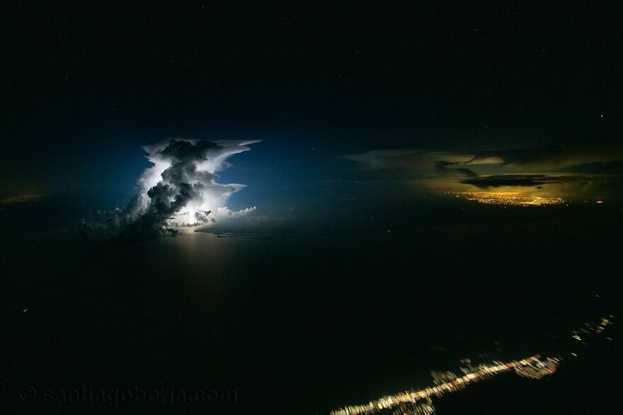 Flying High: Santiago Borja's Captivating Aerial Photography Above The Clouds (New Pics)