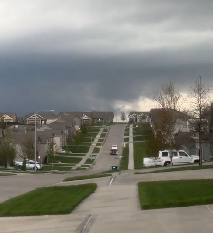 People Stunned As Midwestern Woman Goes Outside To Film Tornado After Hearing Sirens