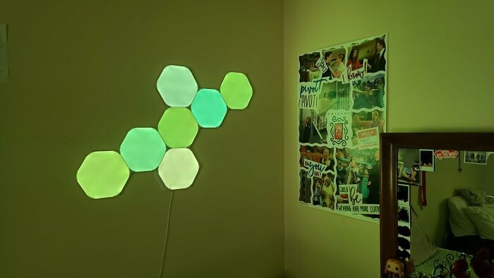 Give Your Walls The Pixel Treatment With These Dimmable Gaming Lights 