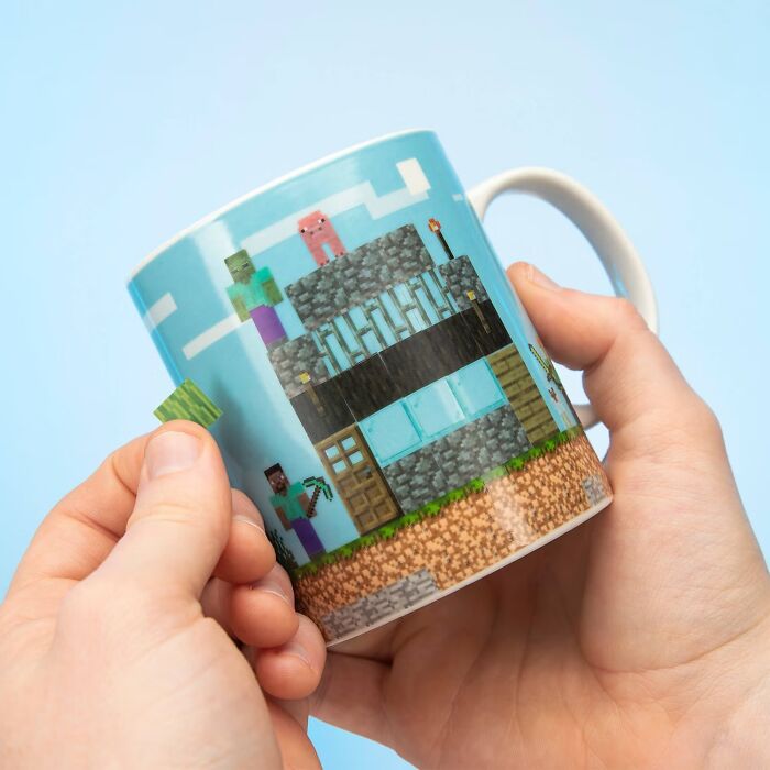 This Minecraft Build A Level Mug Is Taking DIY Up A Notch