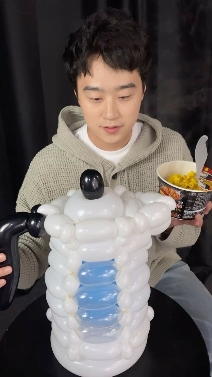 Meet Jiwon Lee: The Balloon Artist Crafting Mouth-Watering Culinary Creations (44 Pics)