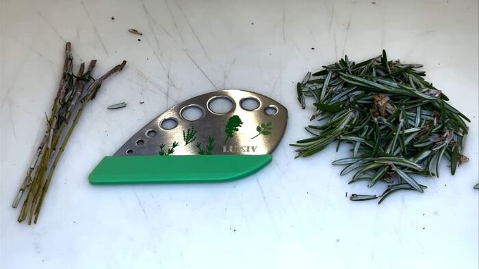  Herb Stripper : No, This Isn't A Girl Named Rosemary Taking Off Her Clothes