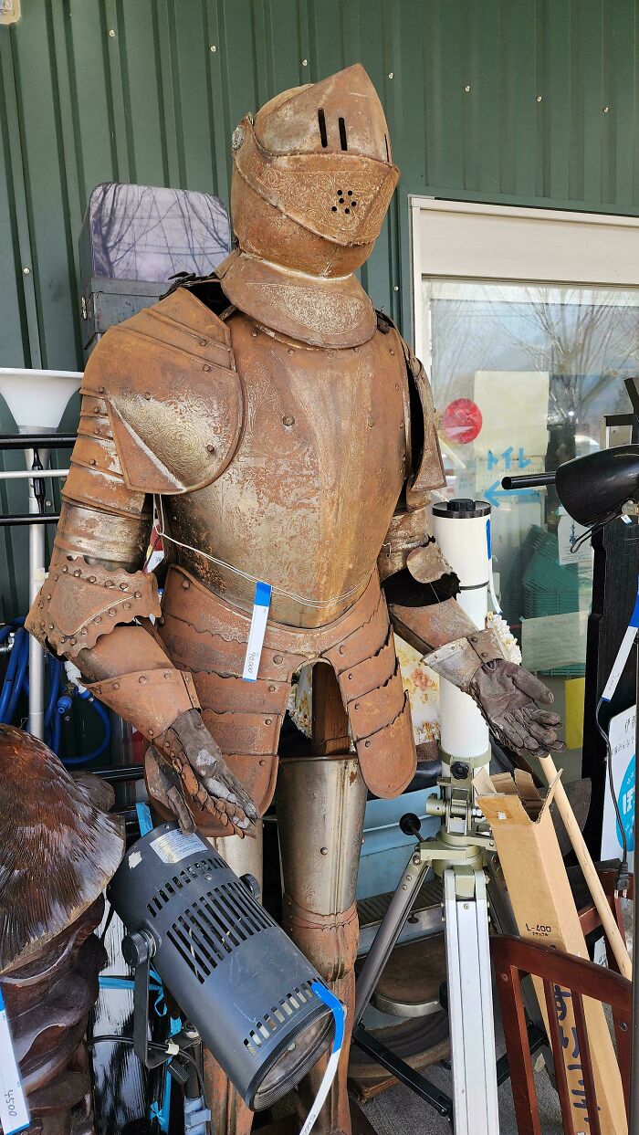 There's A Rusty Suit Of Armor For Sale At This Farmer's Market In Japan