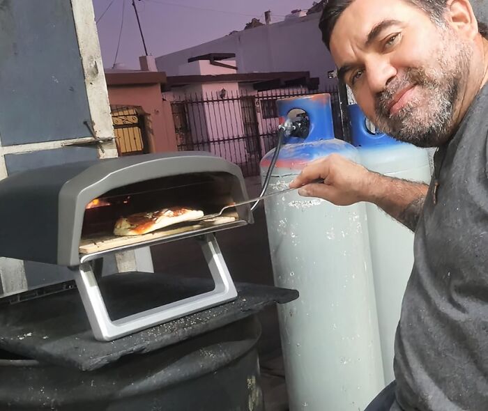 This Outdoor Pizza Oven Will Give You That Perfect Wood-Fired Crust Every Time