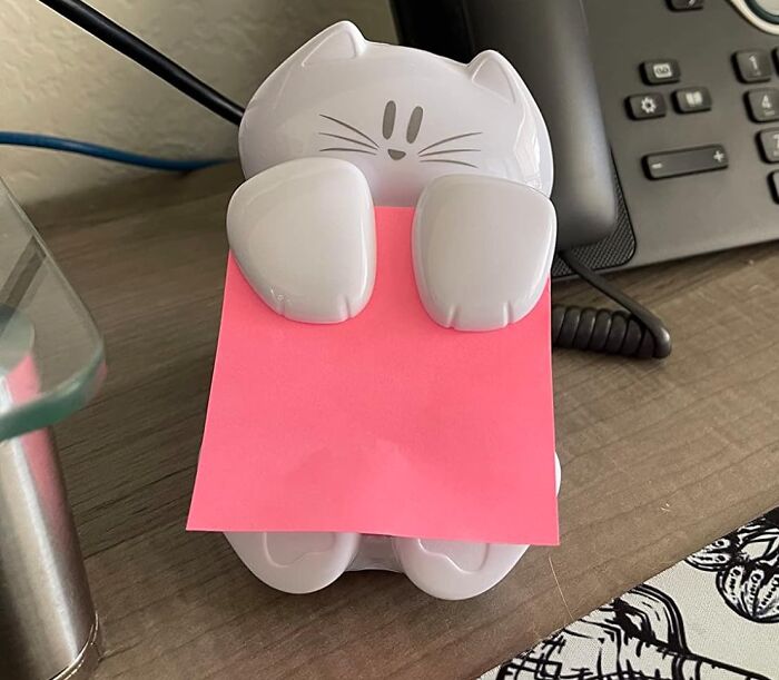 A Cat Note Dispenser Will Remind You To Paws For A Second And Take A Breath