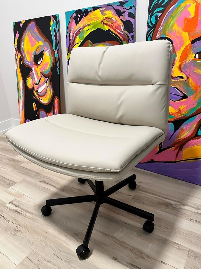 This Armless Office Chair Is Perfect For Anyone That Can't Sit Normally On A Chair 