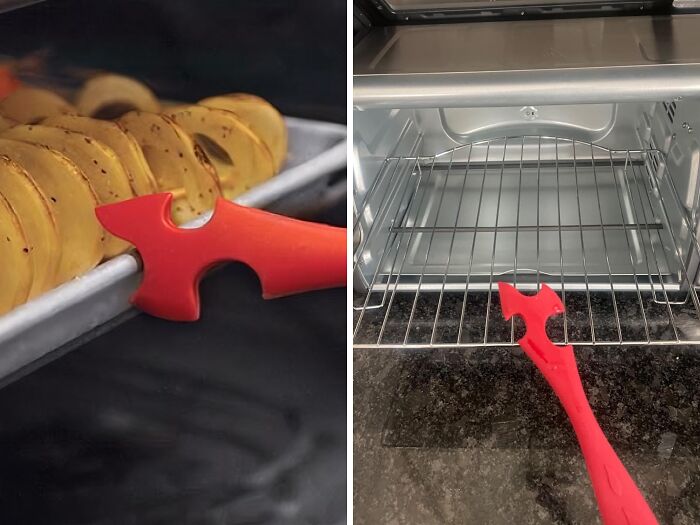 No More Nasty Wrist Burns With This Handy Silicone Oven Rack Push/Pull Tool