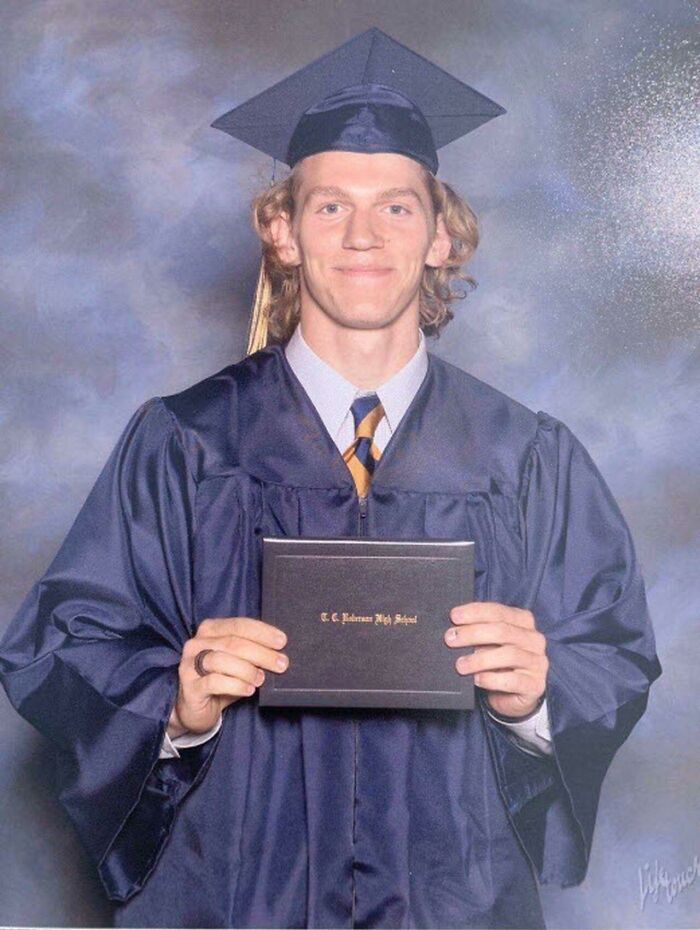 Riley Howell, 21. The Absolute Unit That Tackled The Uncc Shooter And Tragically Lost His Life