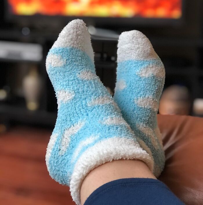 Keep Your Feet Nice And Toasty On Your Next Flight With These Plush Slipper Socks 