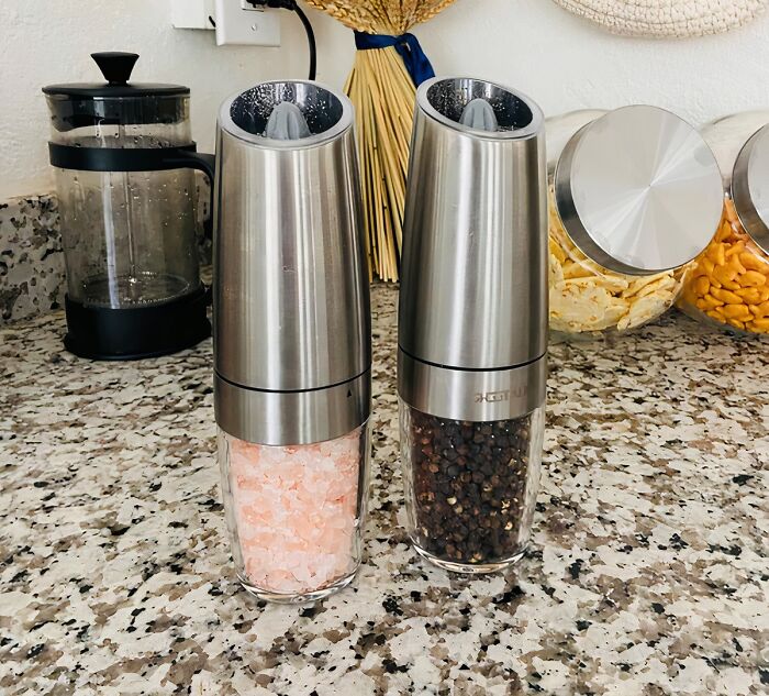 This Electric Salt And Pepper Grinder Set Is Both Chic And Smart