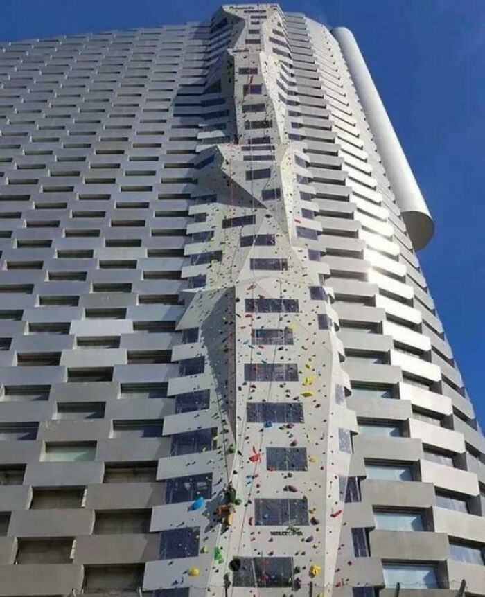 80 Metre Climbing Wall Built On The Side Of A Power Plant In Copenhagen, Denmark