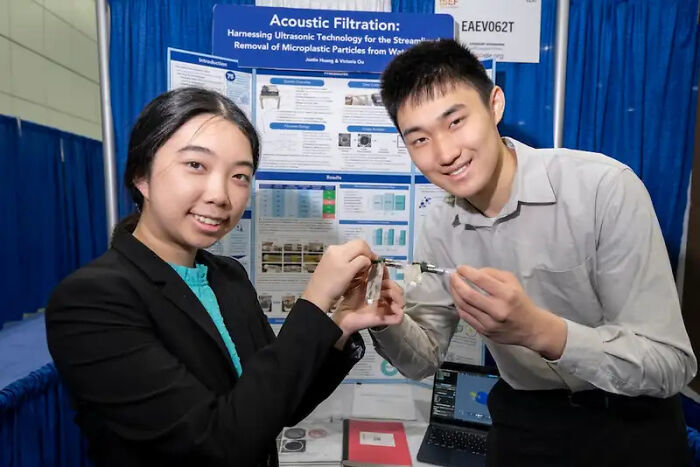 2 Teens Won $50,000 For Inventing A Device That Can Filter Toxic Microplastics From Water