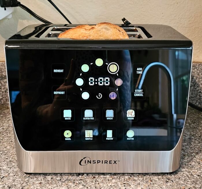 Toast In Style: Smart Toaster With Touch Screen Display For The Ultimate Breakfast Experience!